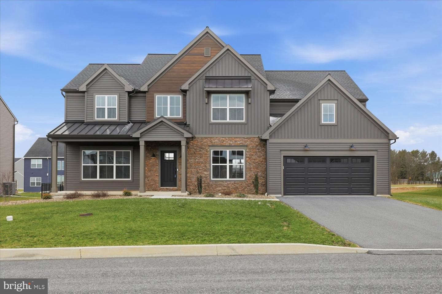 525 Breezewood Lane, Annville