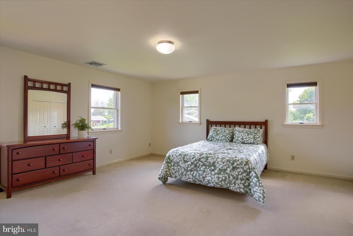 324 W Orchard Drive photo 33