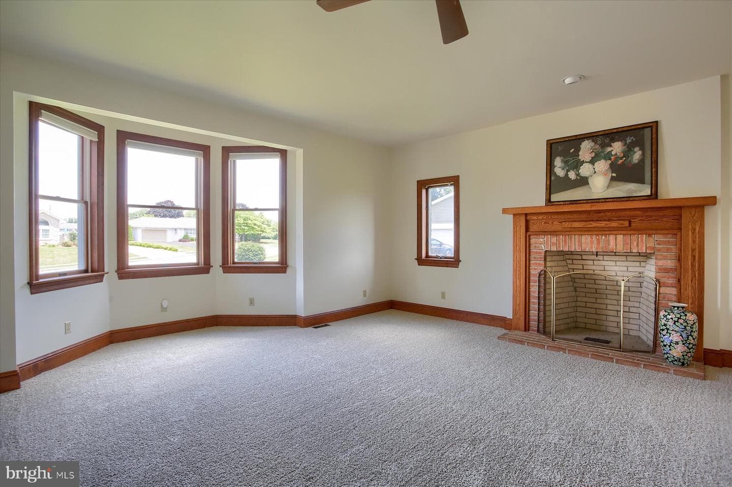324 W Orchard Drive photo 8