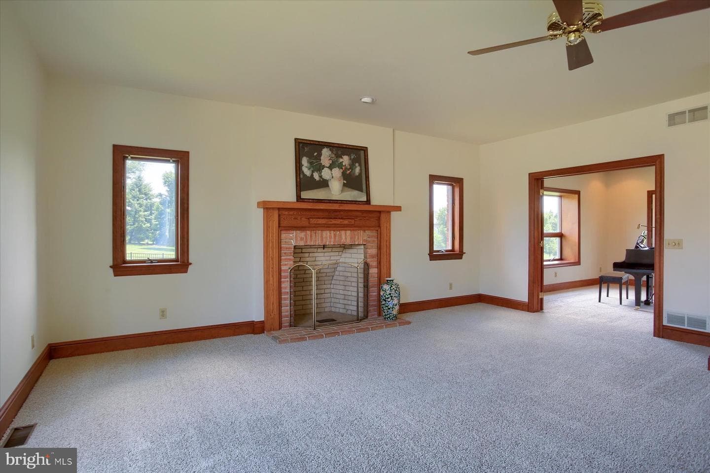 324 W Orchard Drive photo 9