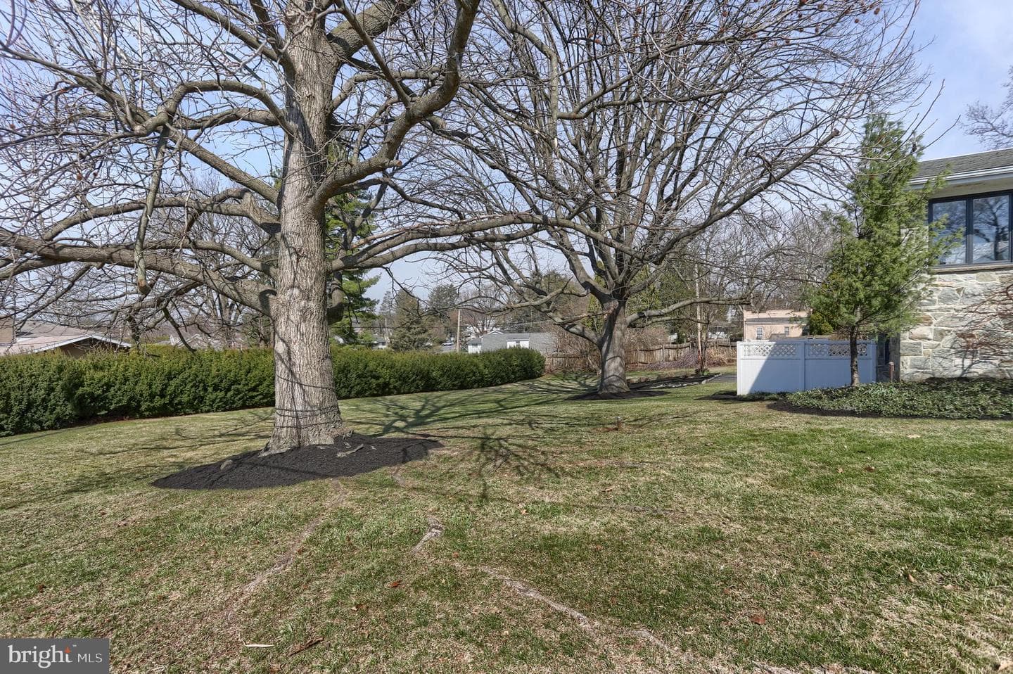 129 S Center Street photo 41