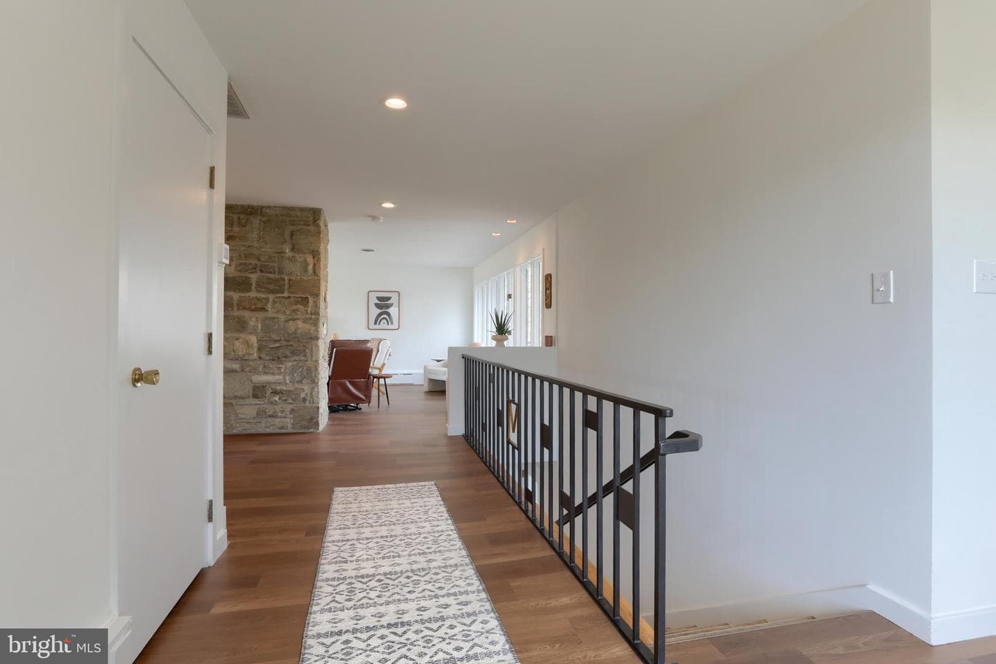 129 S Center Street photo 6