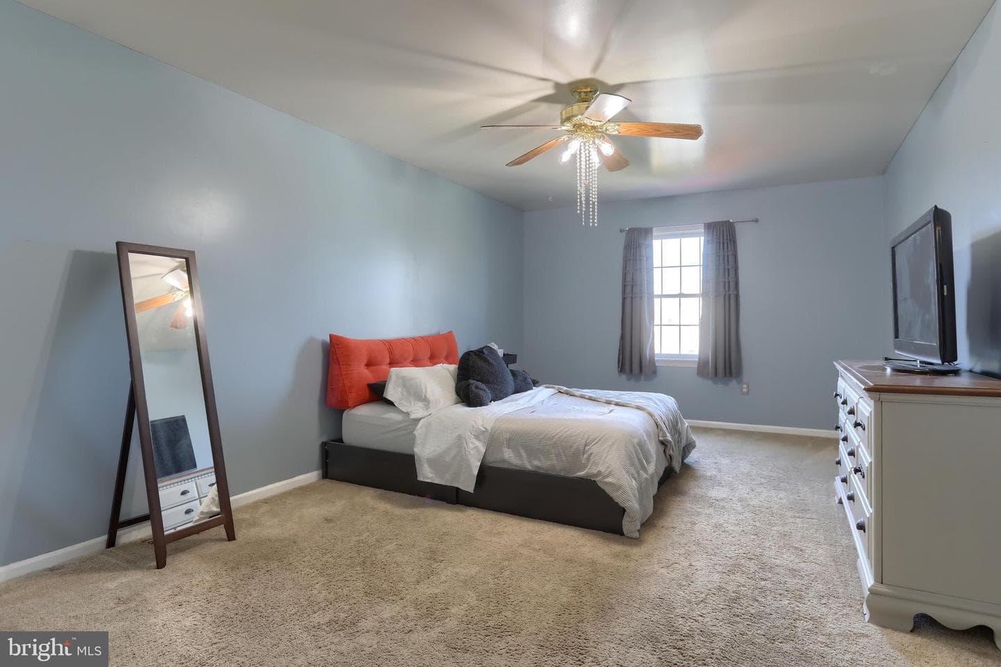 107 Gold Finch Drive photo 32