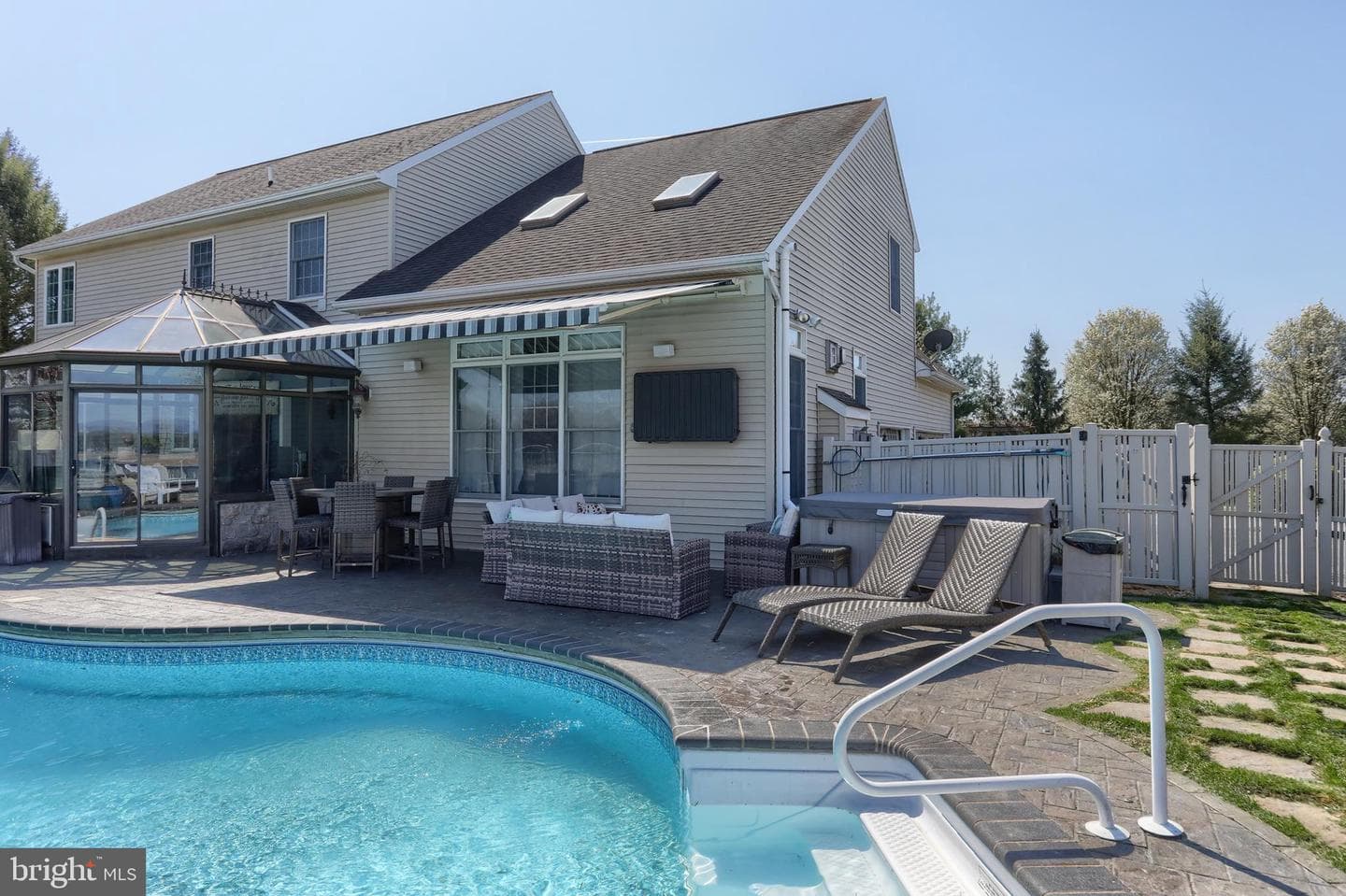107 Gold Finch Drive photo 45