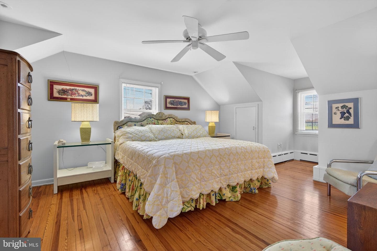 108 S Locust Street photo 24