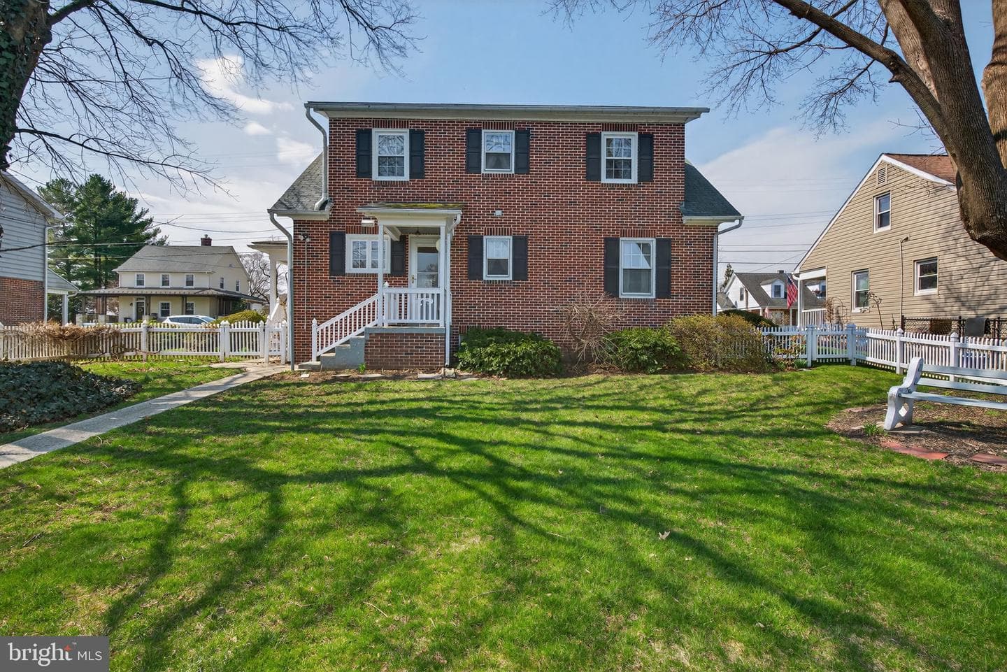 108 S Locust Street photo 42