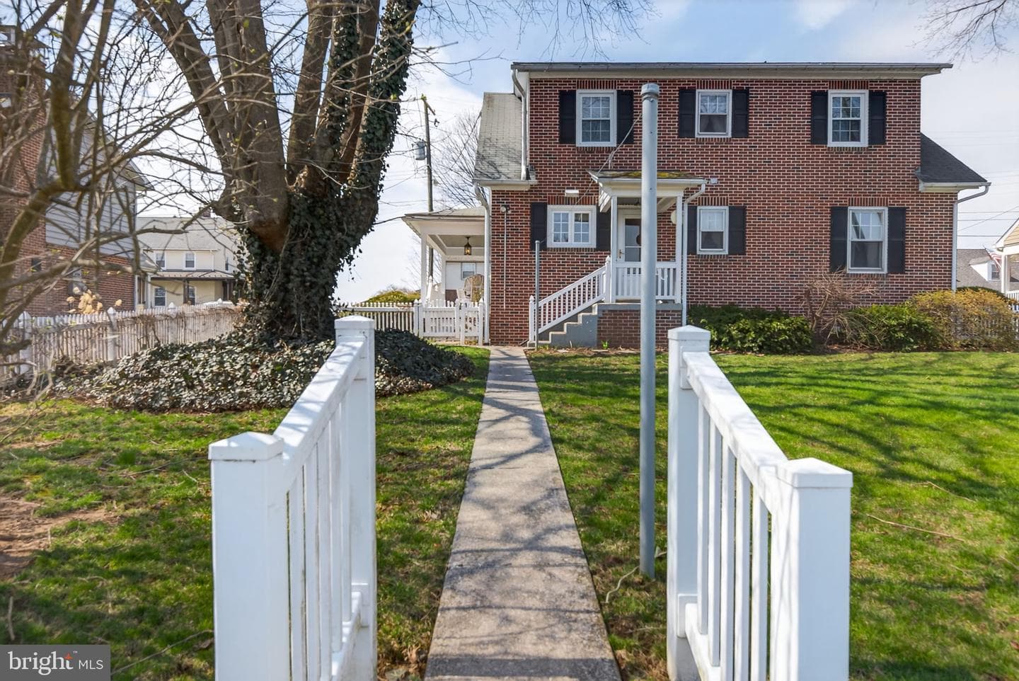 108 S Locust Street photo 45