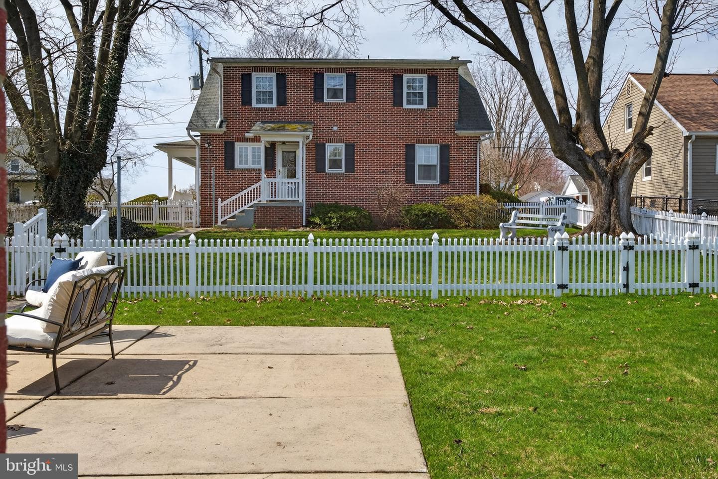 108 S Locust Street photo 51
