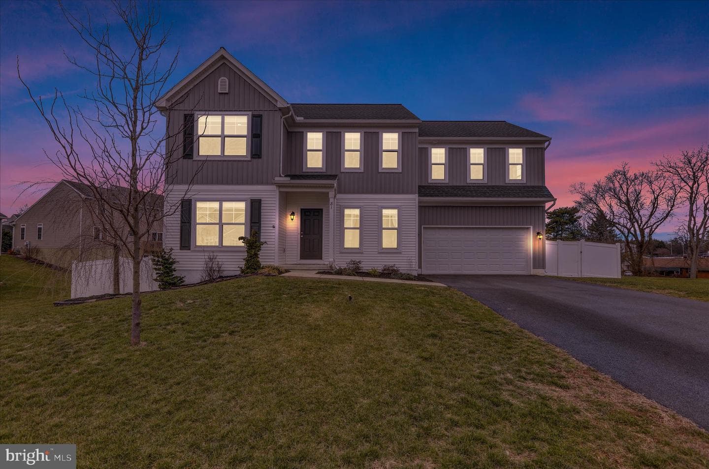81 Creekside Drive photo 2