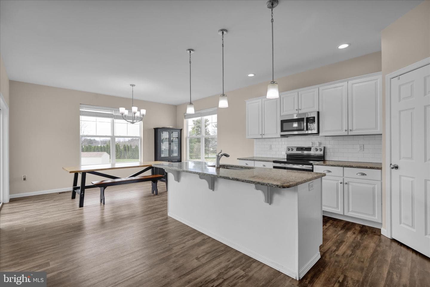 81 Creekside Drive photo 9