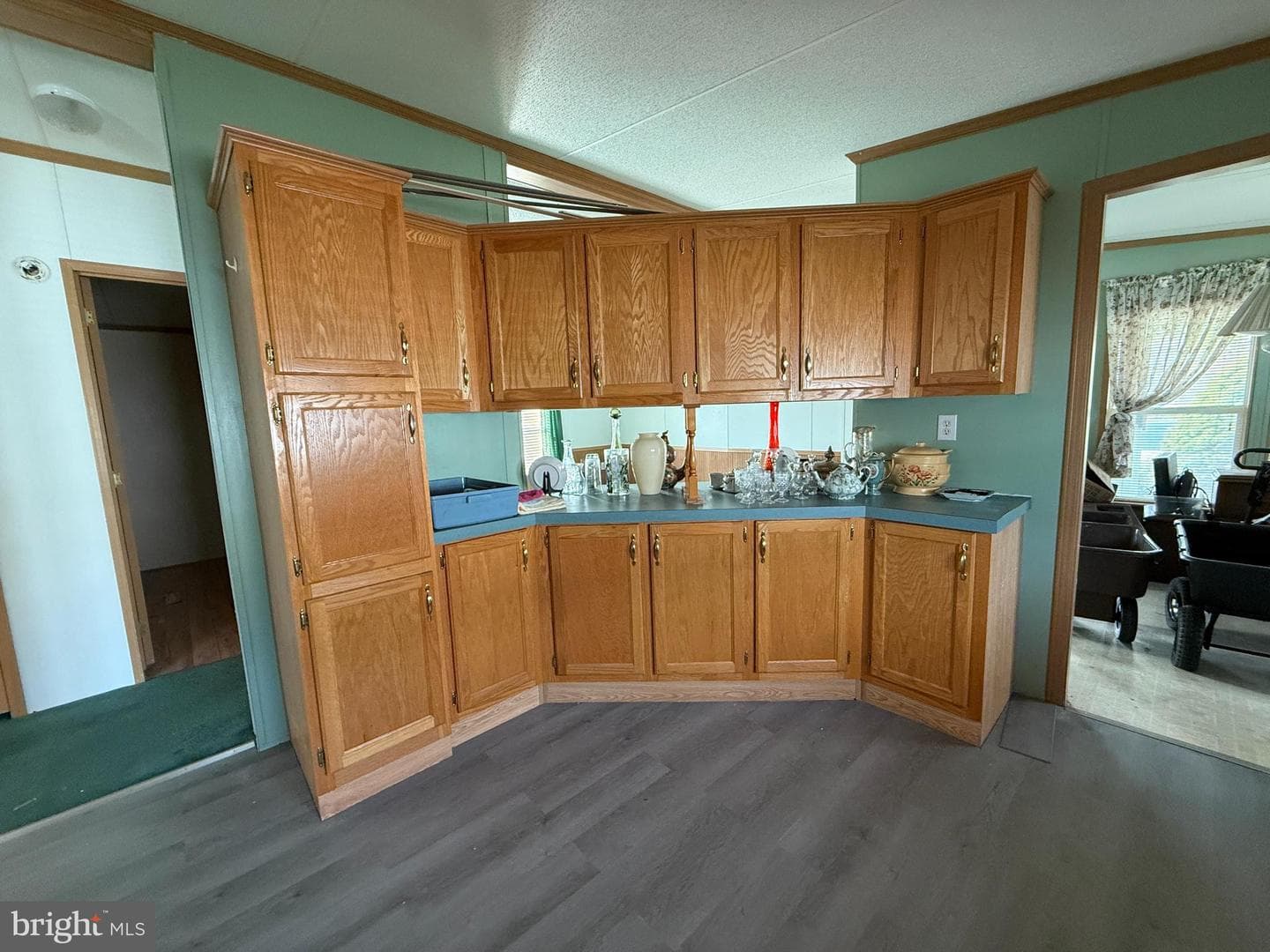 154 W Spruce Street photo 11