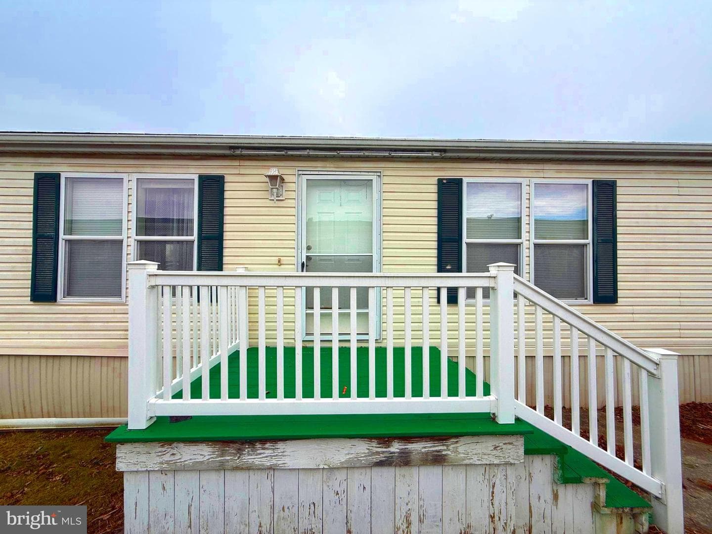 154 W Spruce Street photo 3