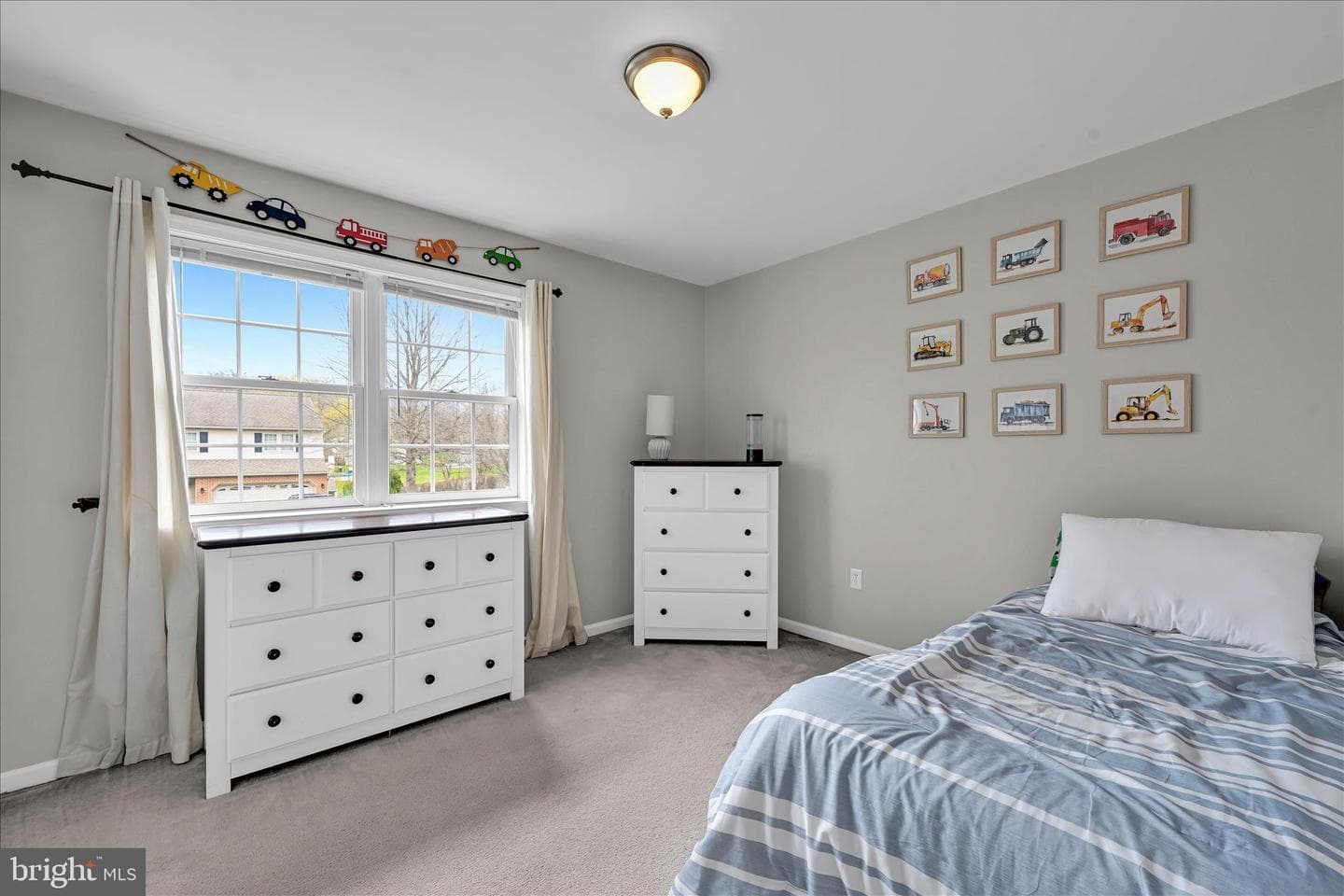 7 N Butterfly Drive photo 32