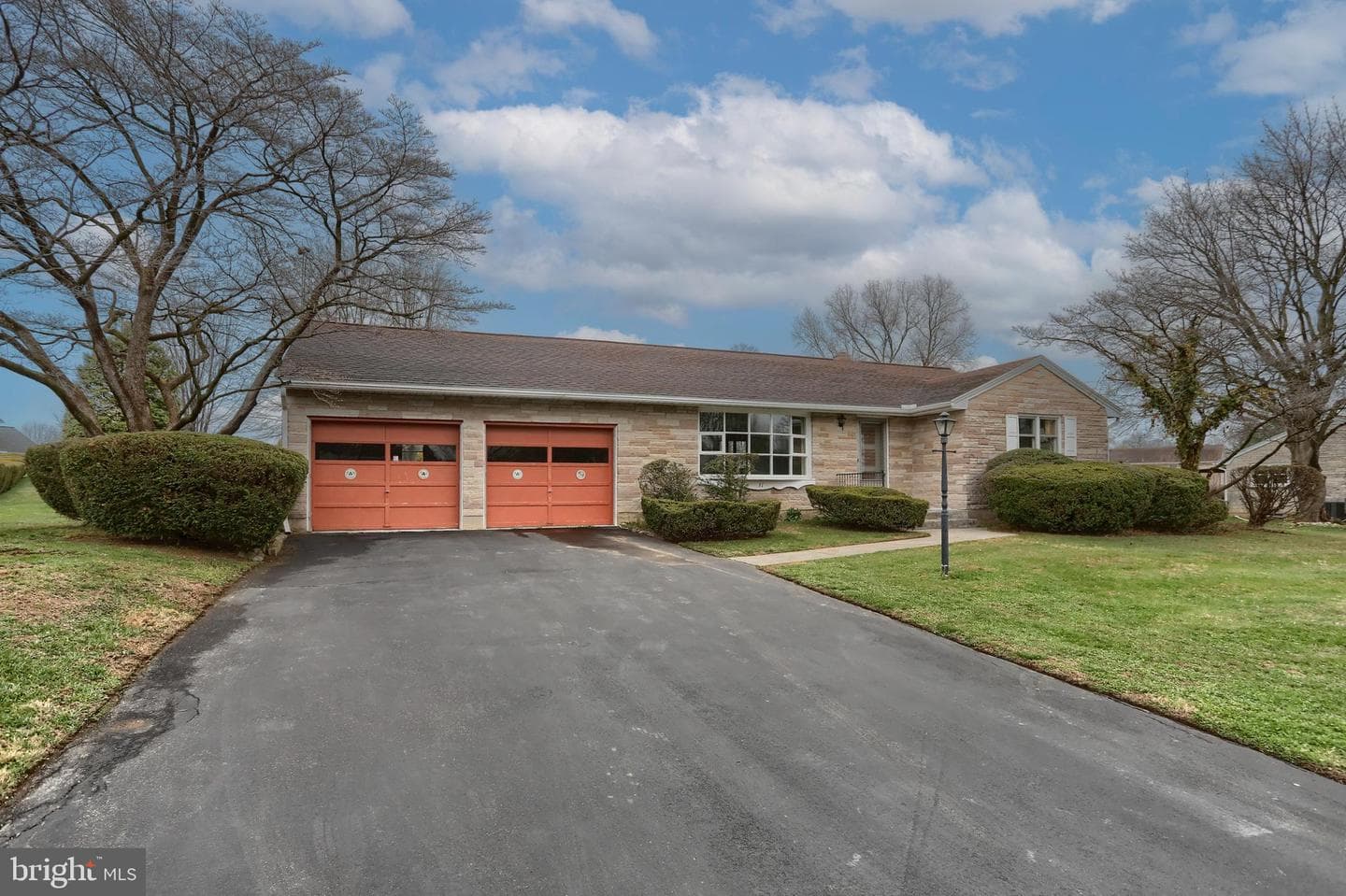31 Jayann Drive photo 2