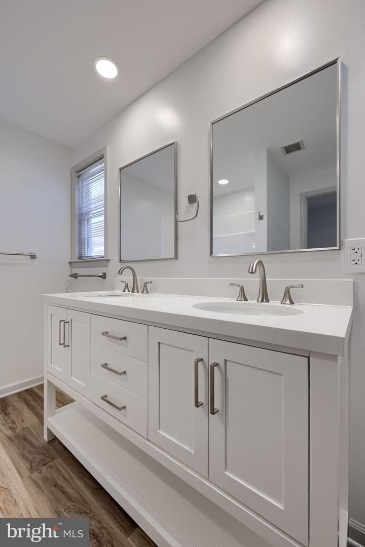719 Hill Street photo 70