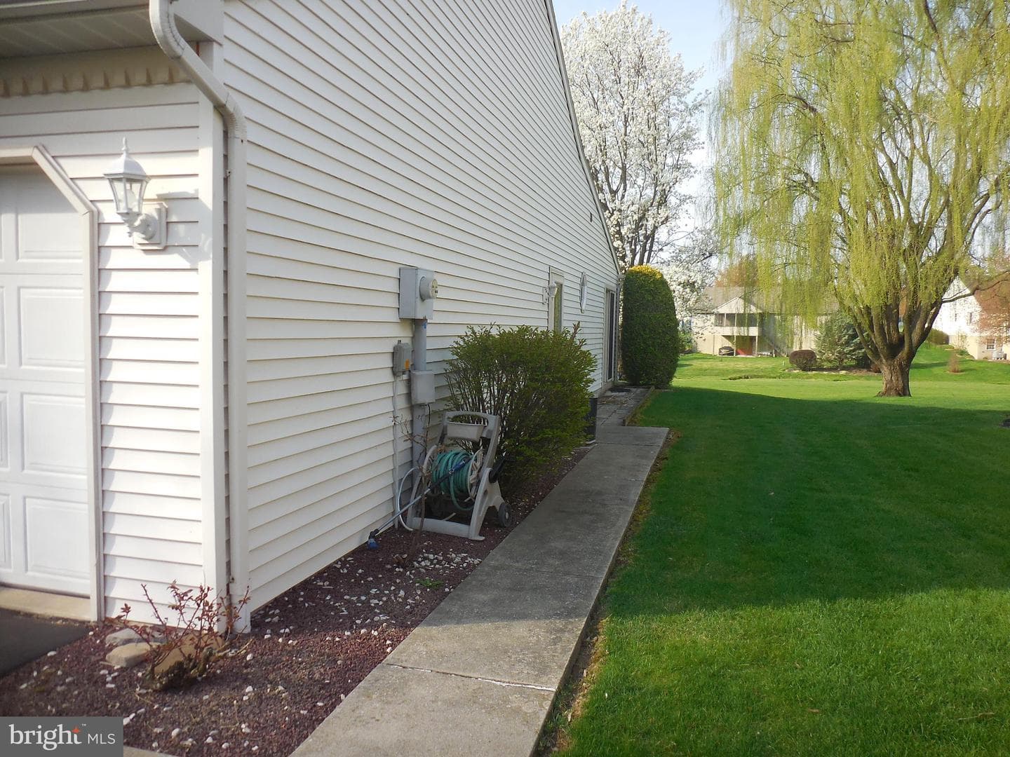 39 Springhouse Drive photo 5