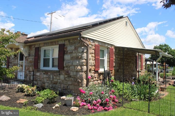 158 N Green Street, Palmyra