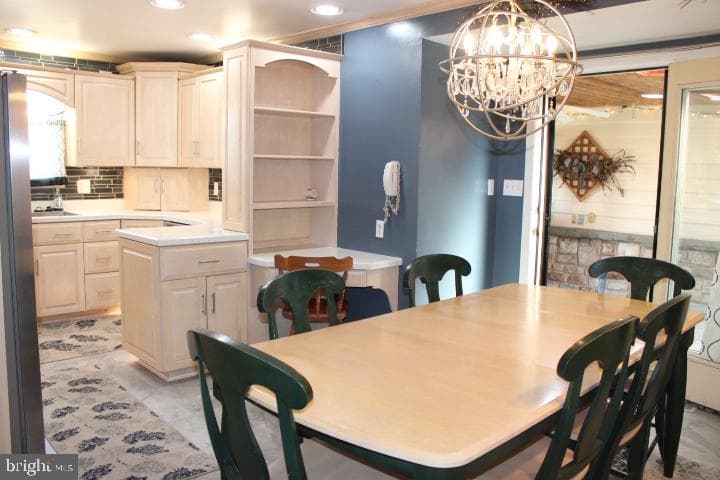 158 N Green Street photo 5