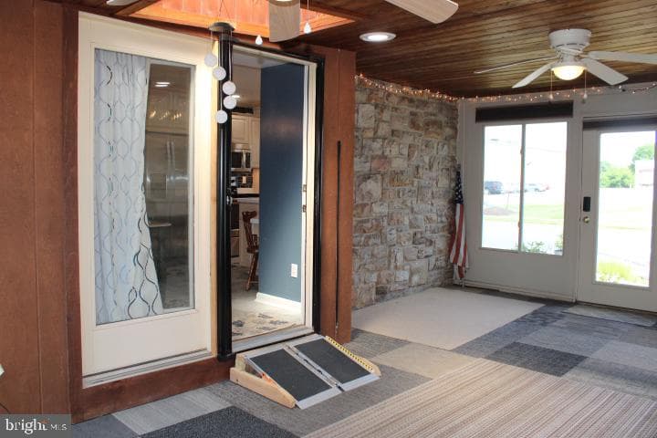 158 N Green Street photo 7