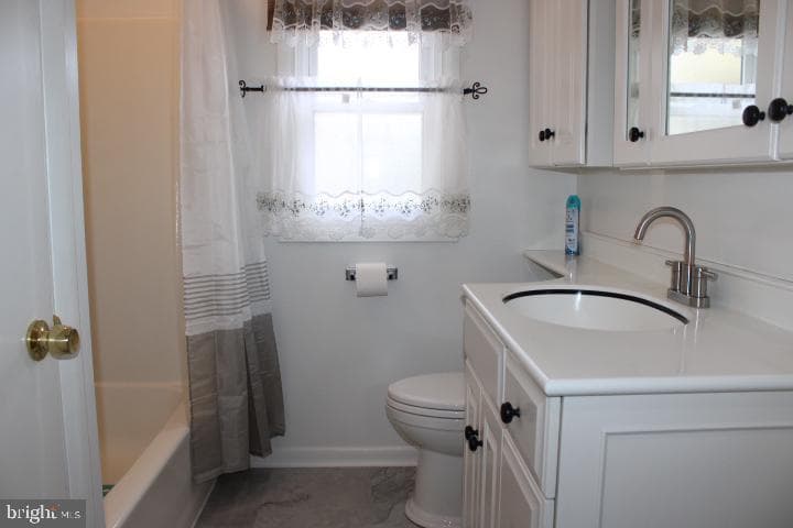 158 N Green Street photo 9