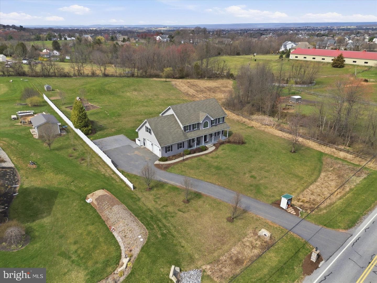 141 Bell Road photo 1