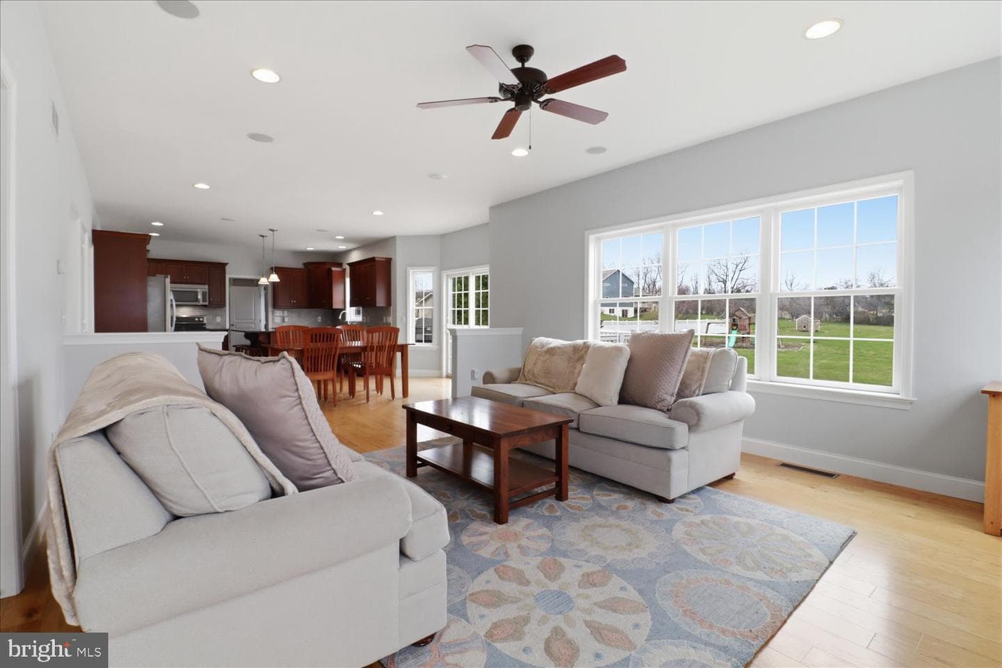141 Bell Road photo 18