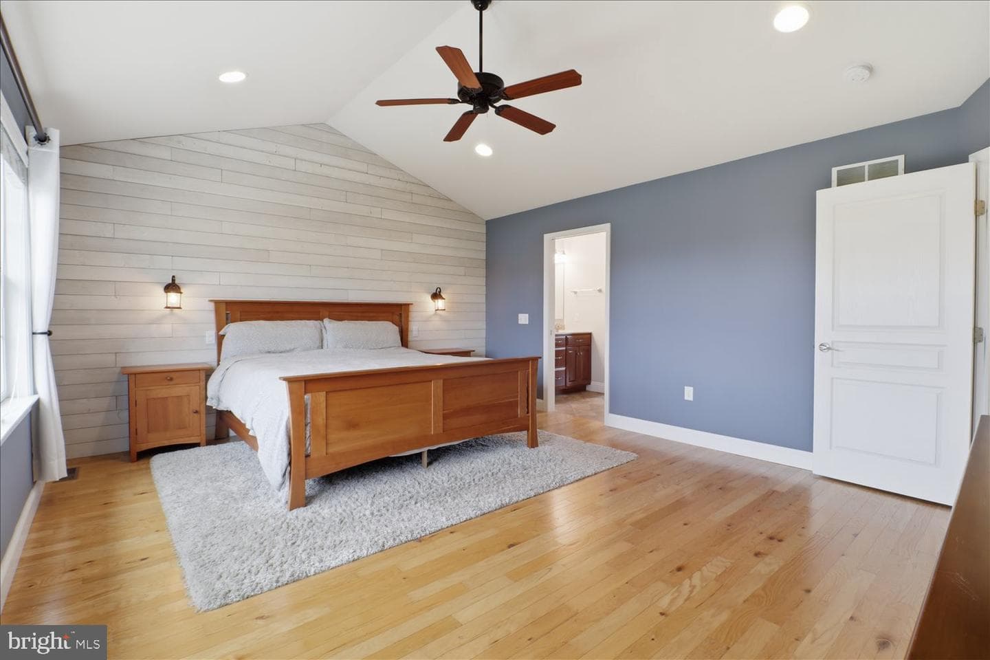 141 Bell Road photo 22