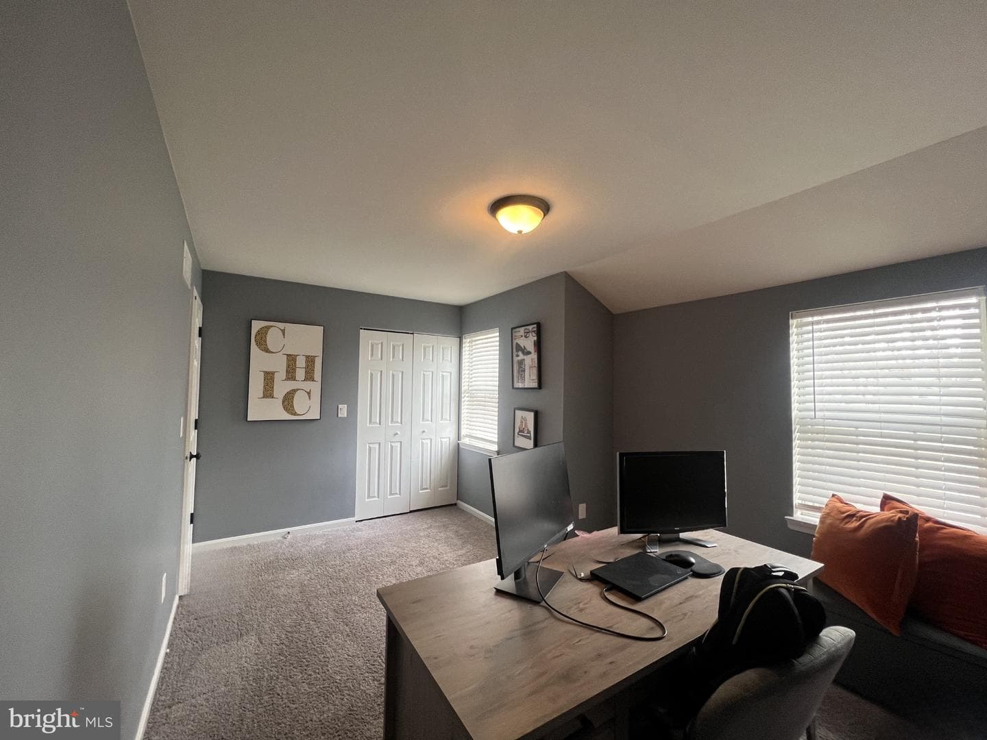 1335 Cambridge Ct photo 21