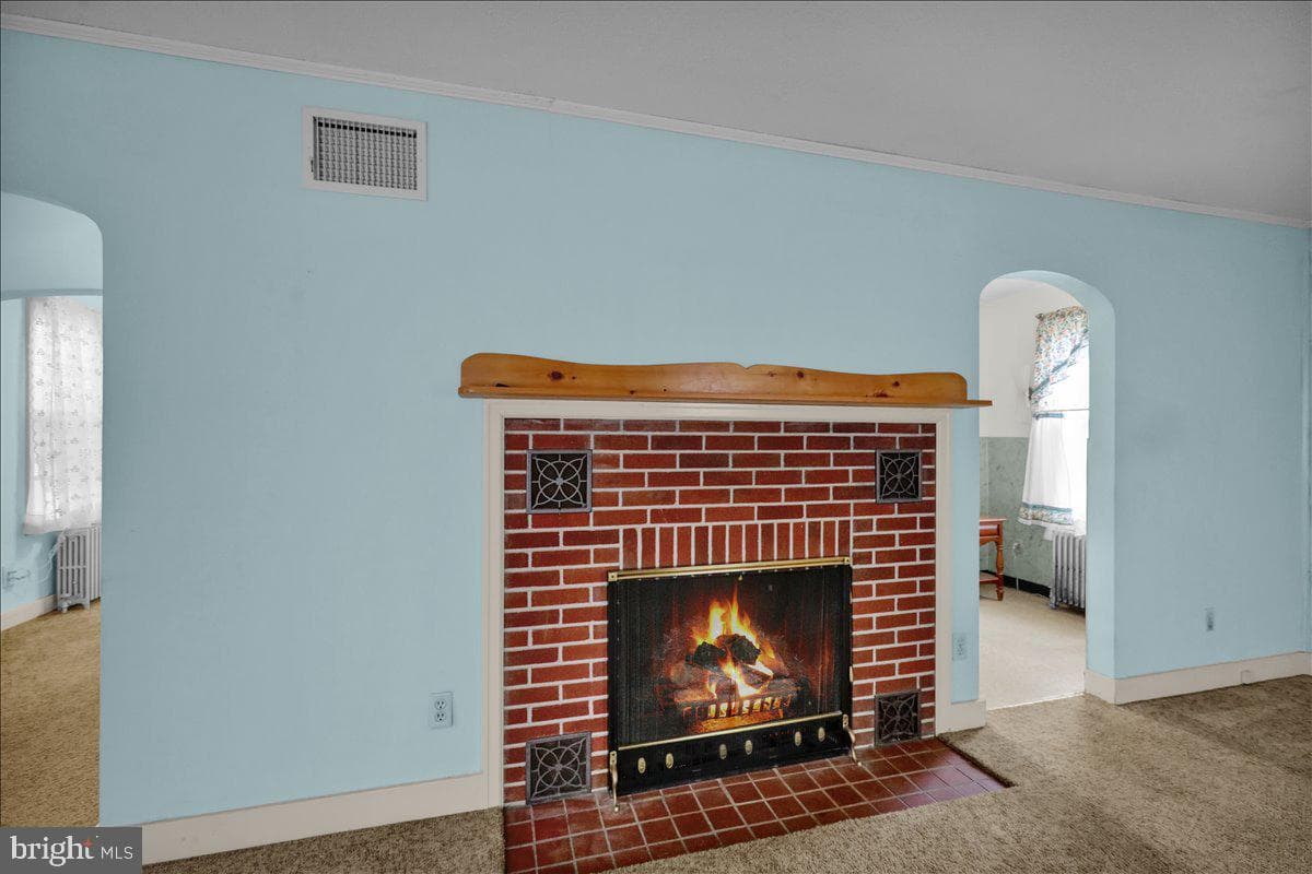 618 Smith Avenue photo 10