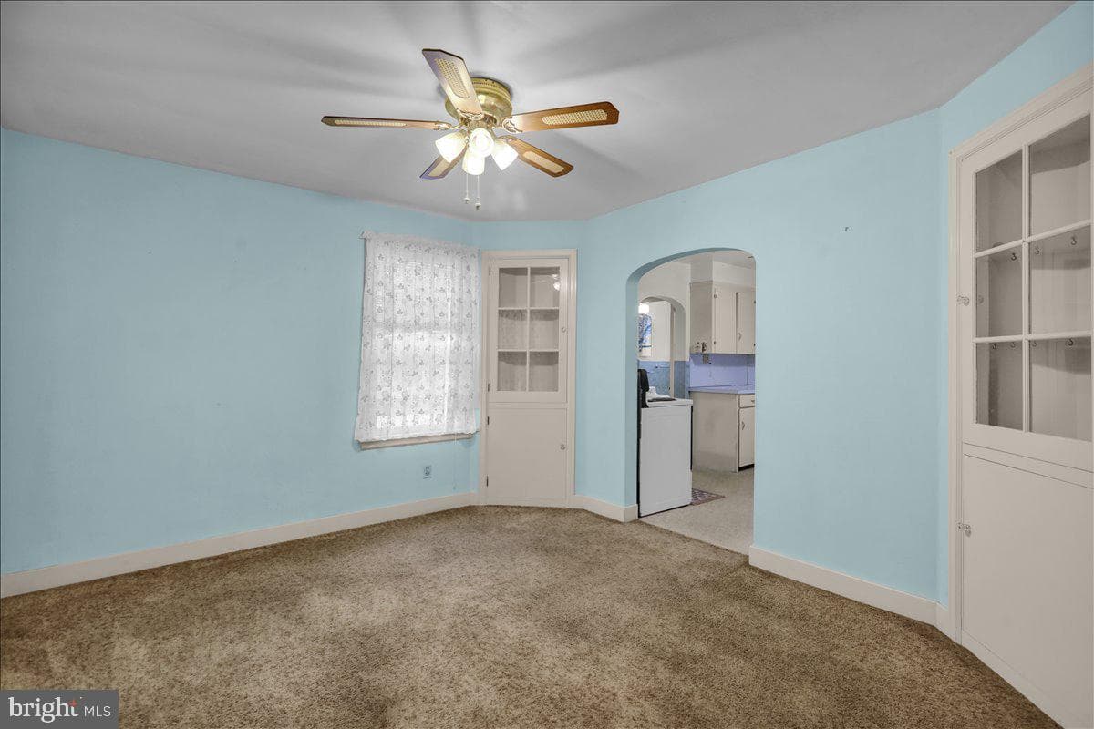 618 Smith Avenue photo 14