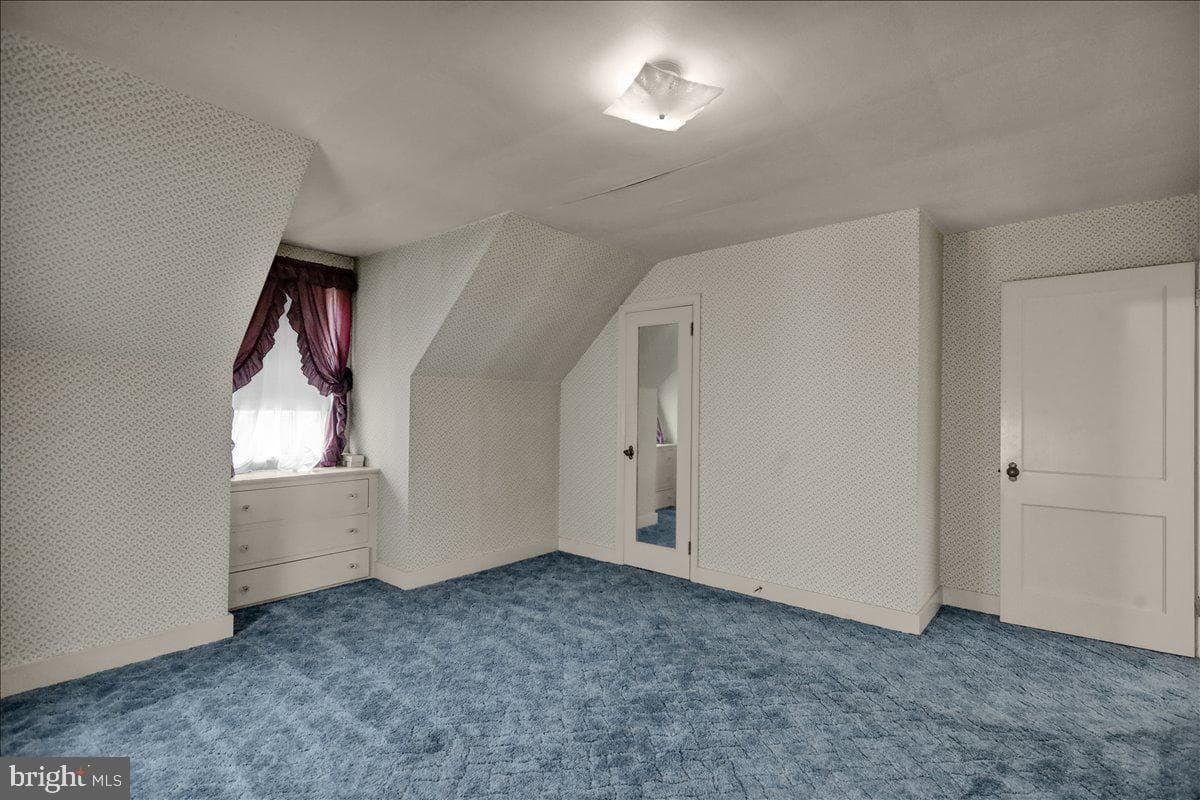 618 Smith Avenue photo 28