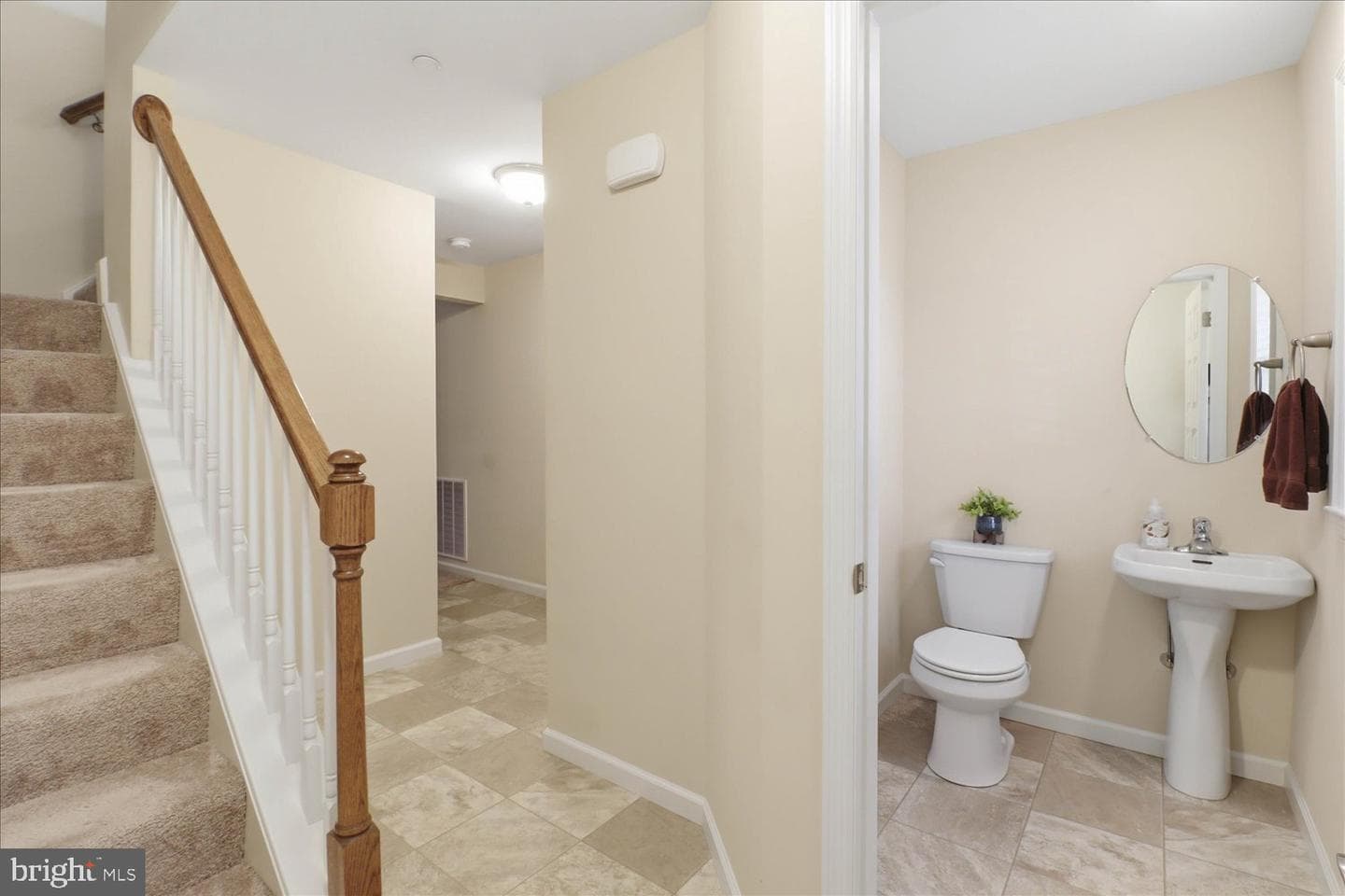 118 Braeburn Way photo 10