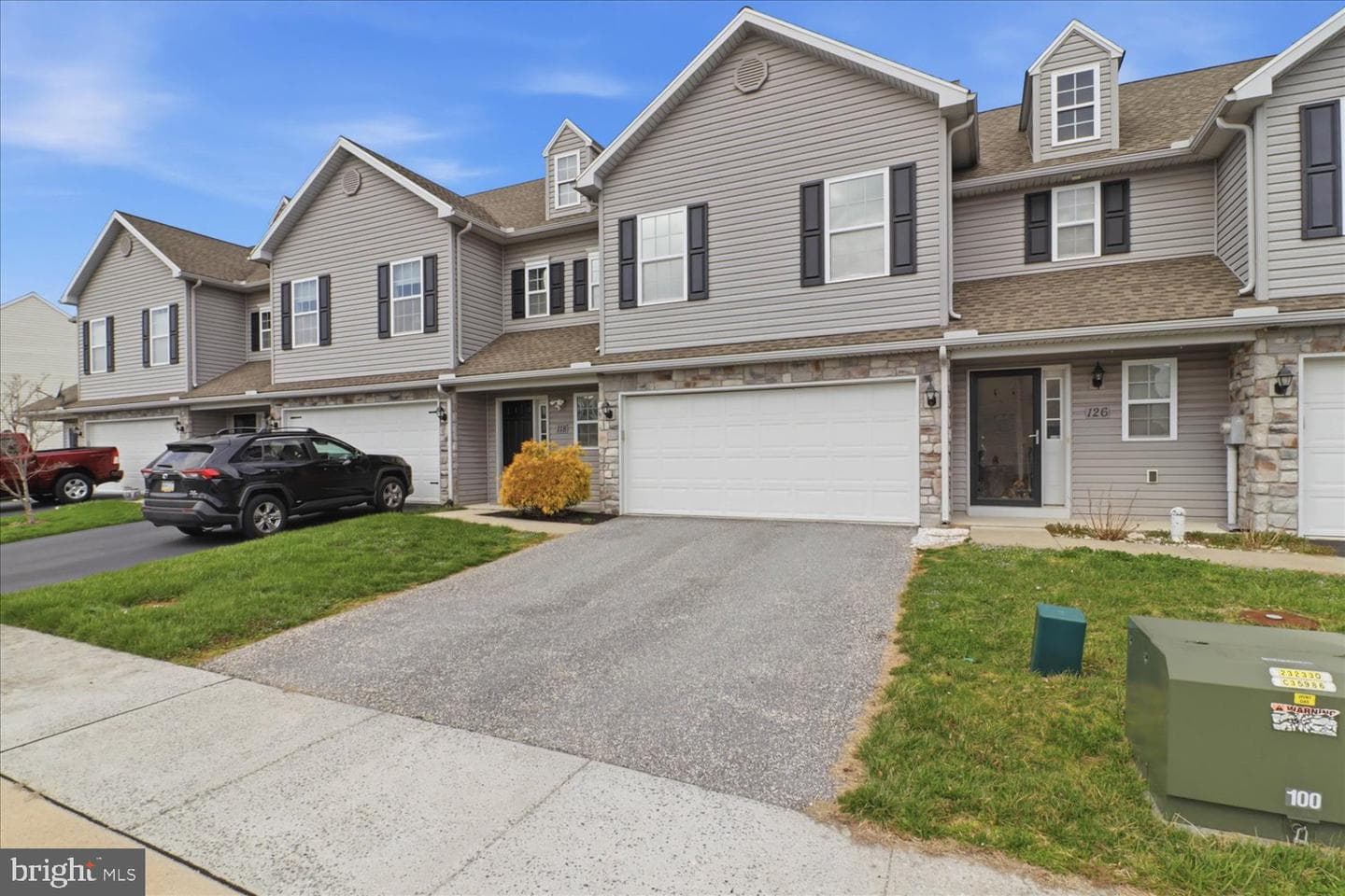 118 Braeburn Way photo 3