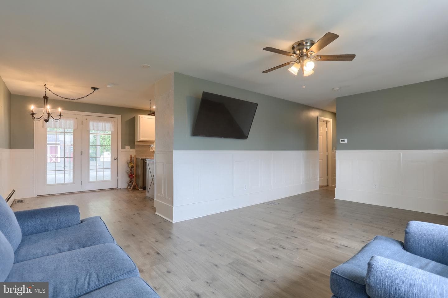 406 Wilshire Drive photo 15