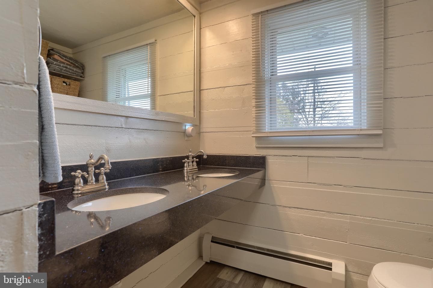 406 Wilshire Drive photo 27