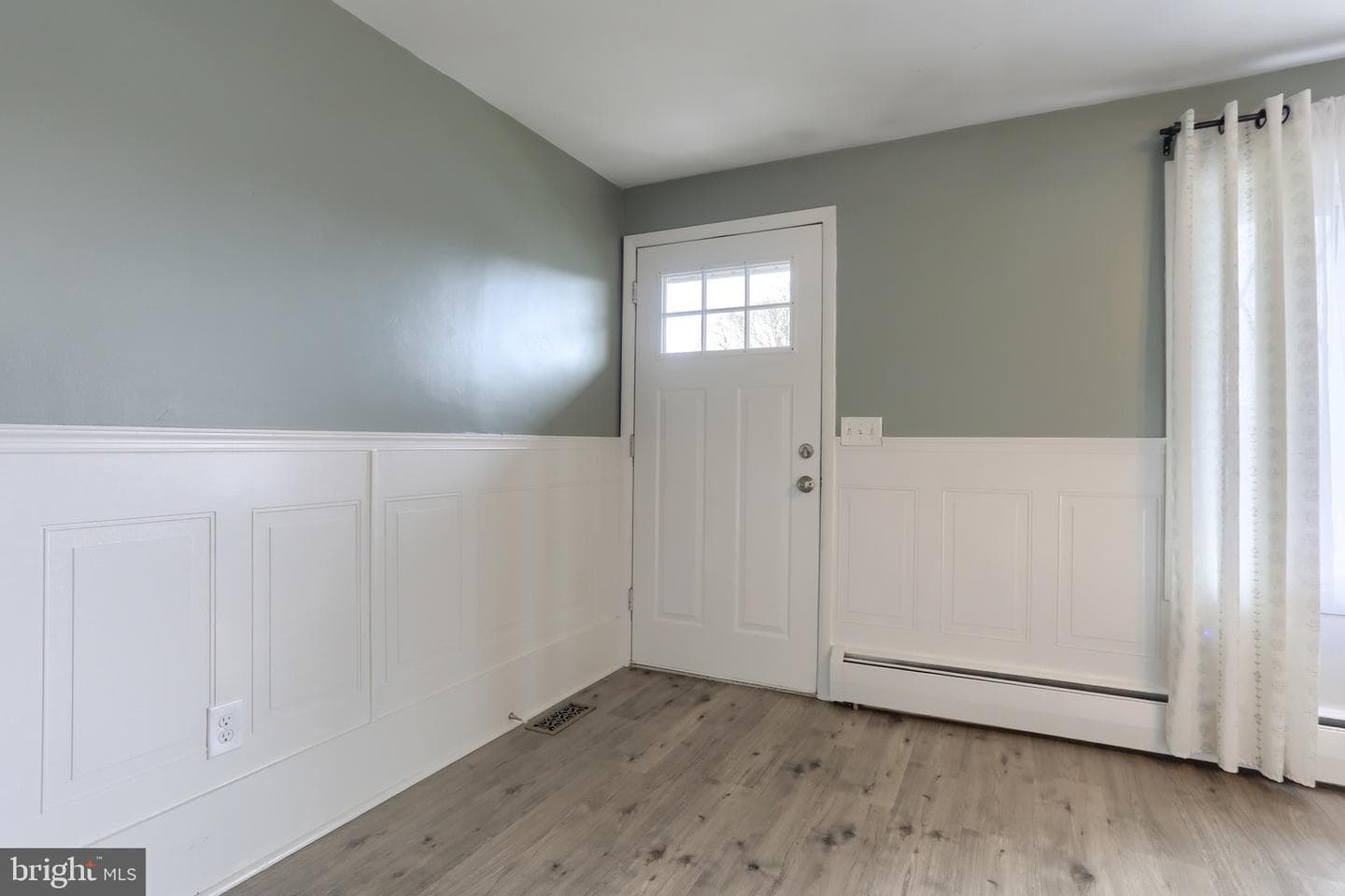 406 Wilshire Drive photo 5