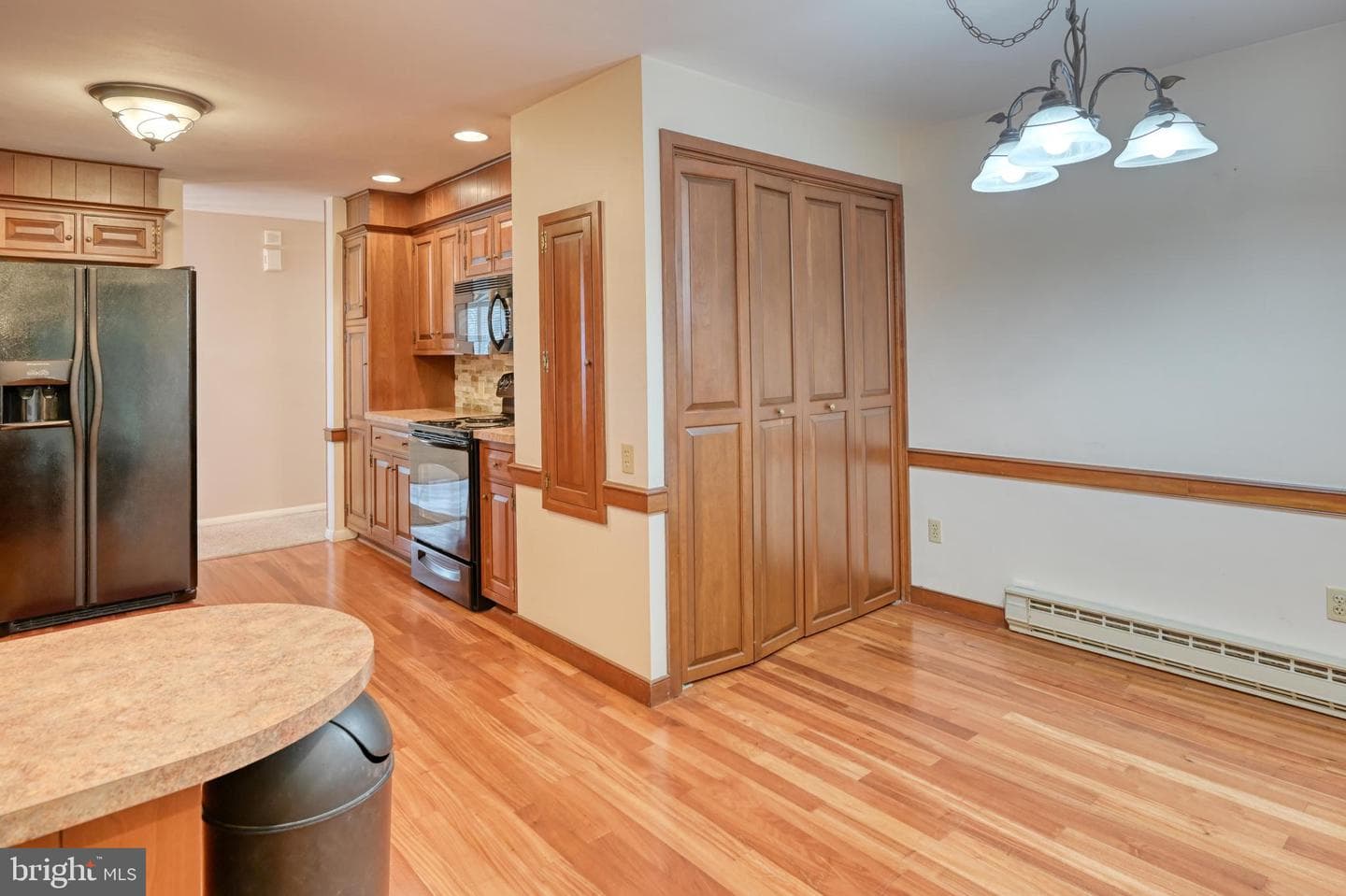 601 N College Street photo 11
