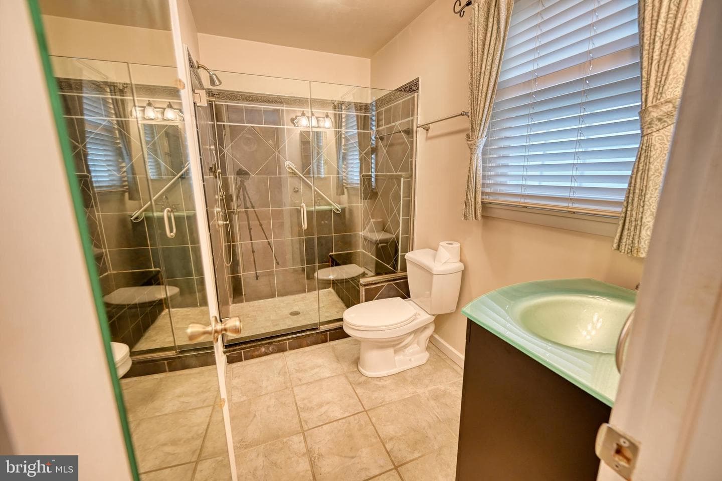 601 N College Street photo 17