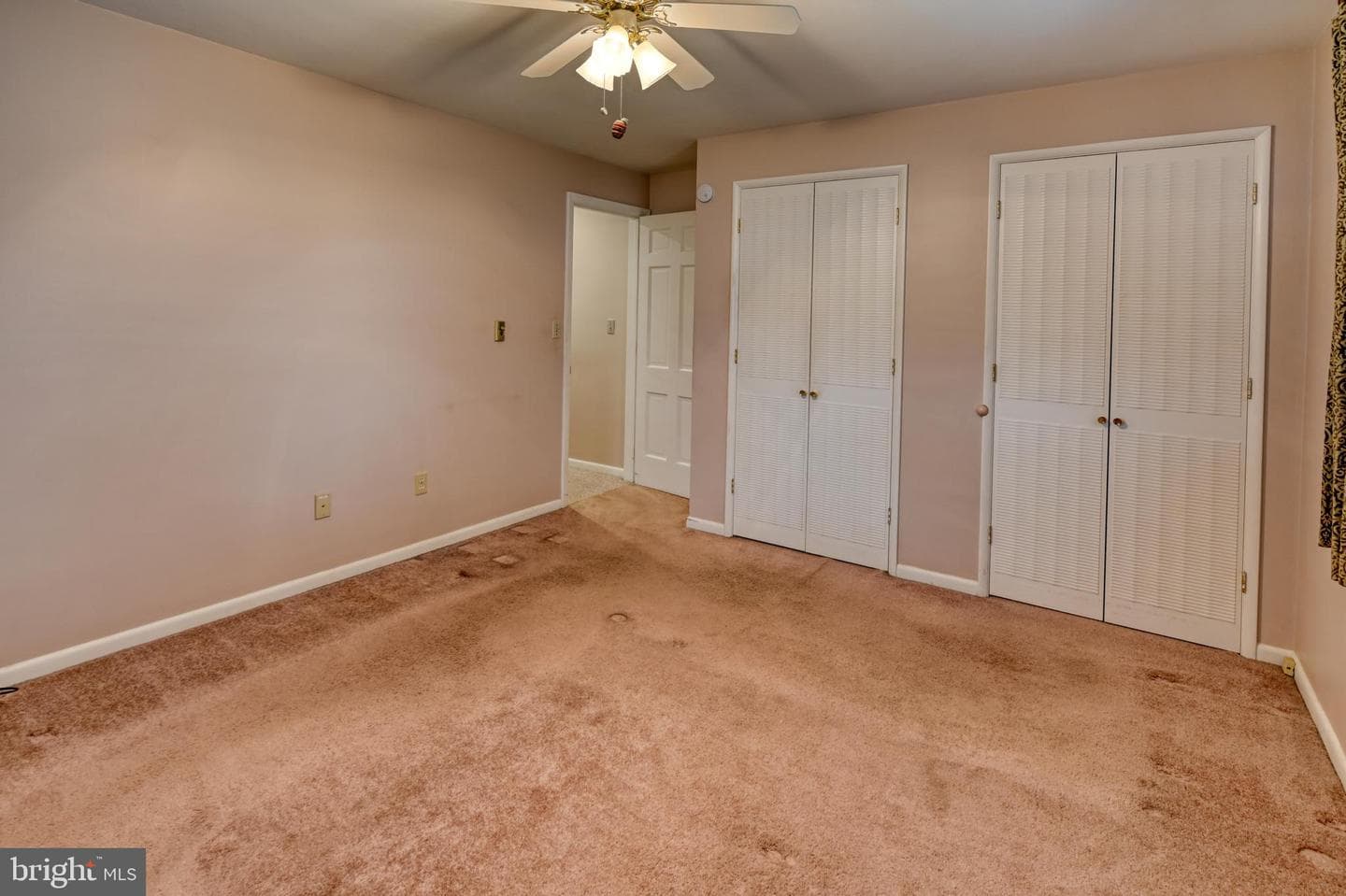 601 N College Street photo 20