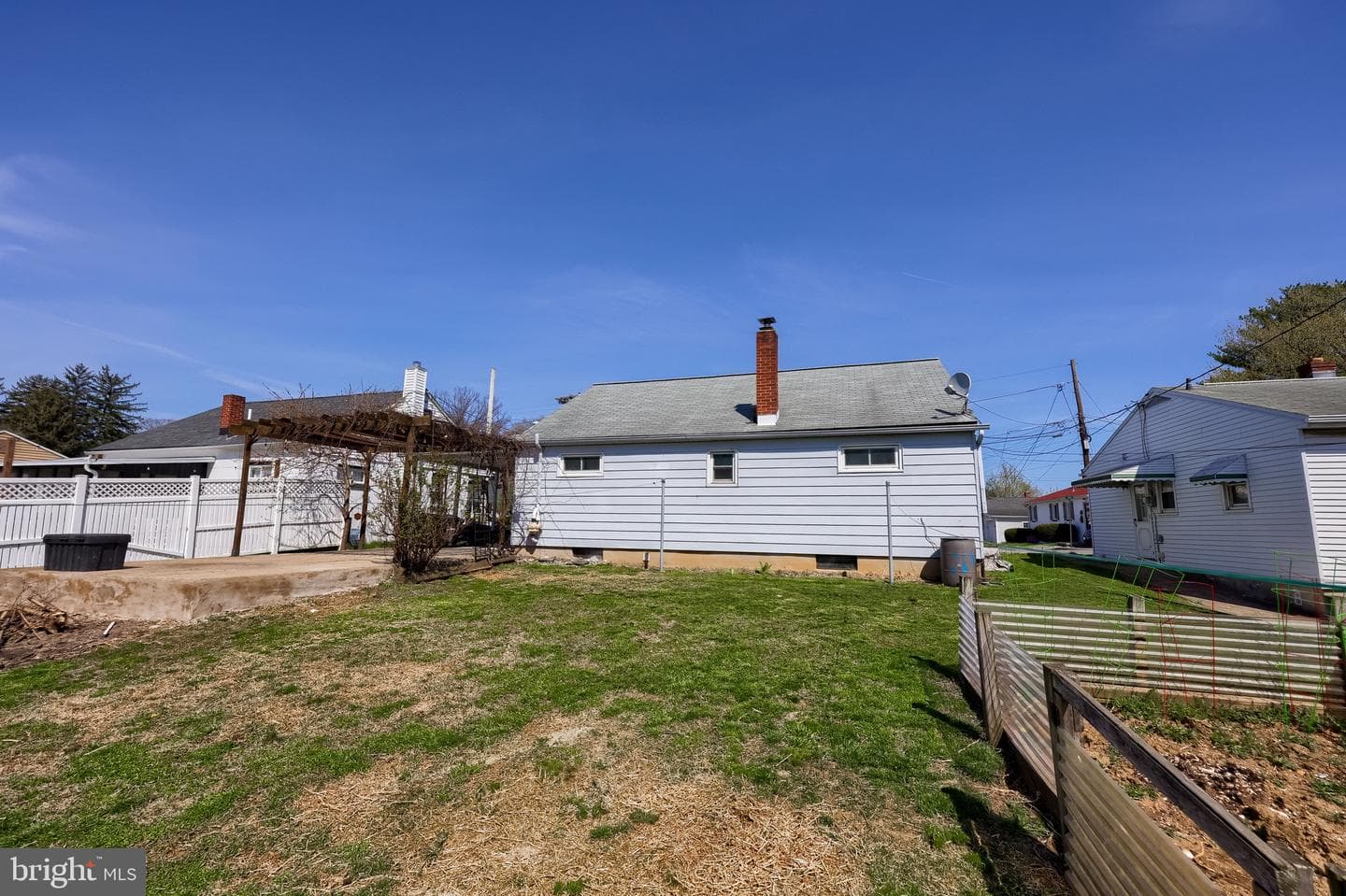 1024 Victor Street photo 23