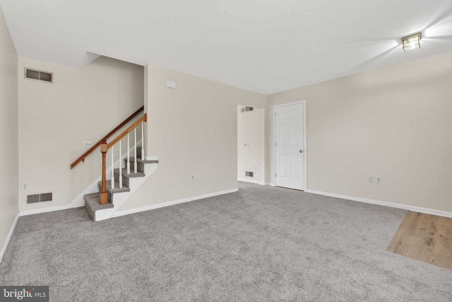 148 Palm Lane photo 5