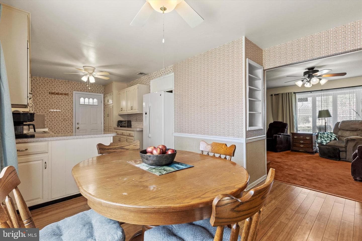 112 Kenmar Drive photo 9