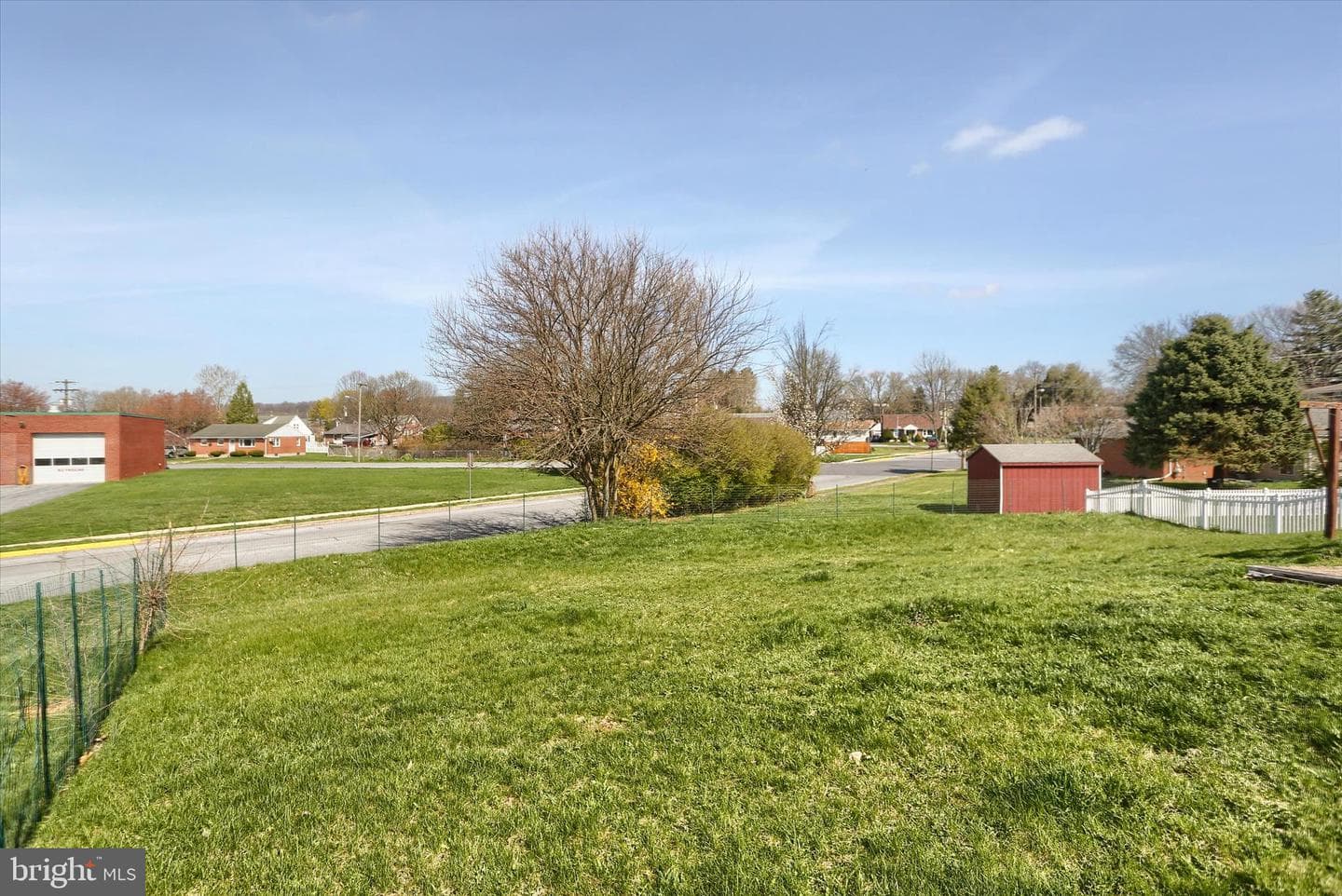 19 Dogwood Lane photo 23