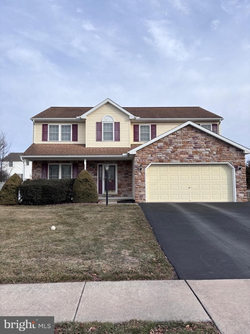 10 Lion Lane photo 2