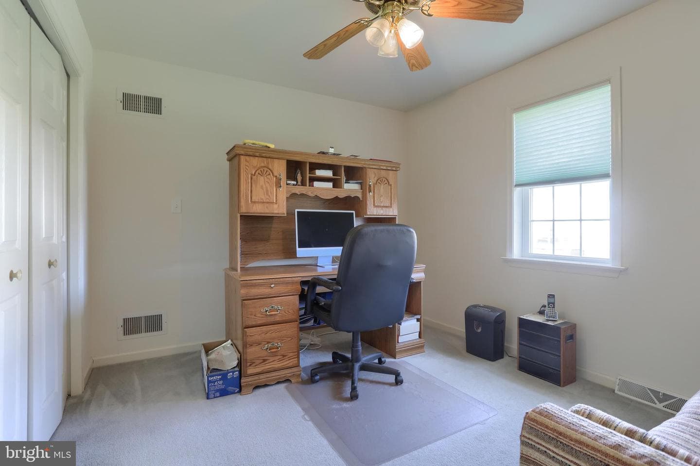 10 Lion Lane photo 23
