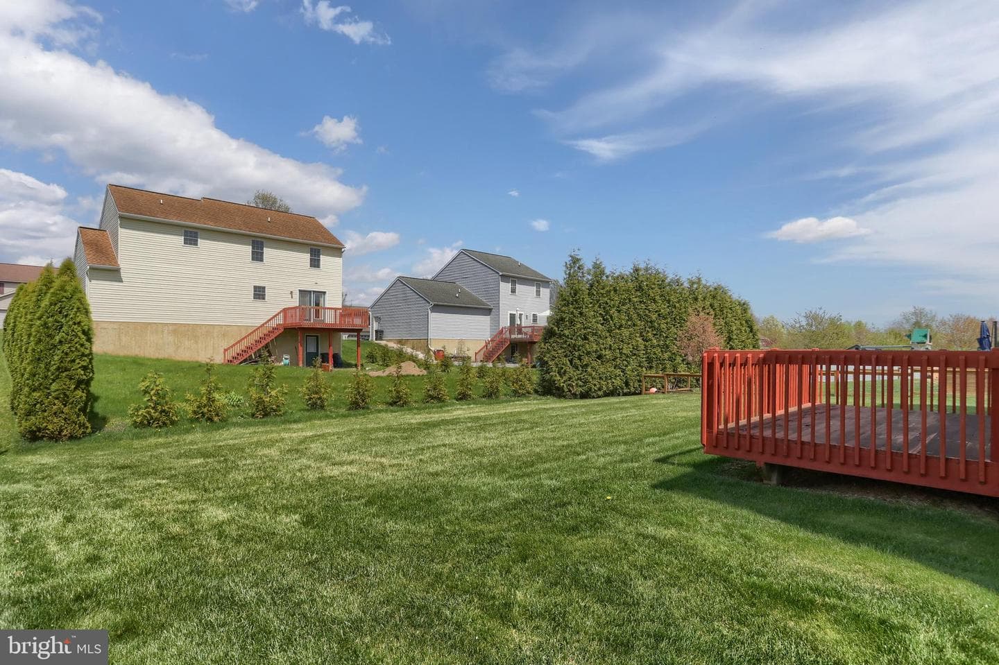 10 Lion Lane photo 36
