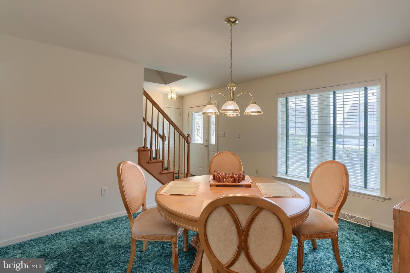 10 Lion Lane photo 9