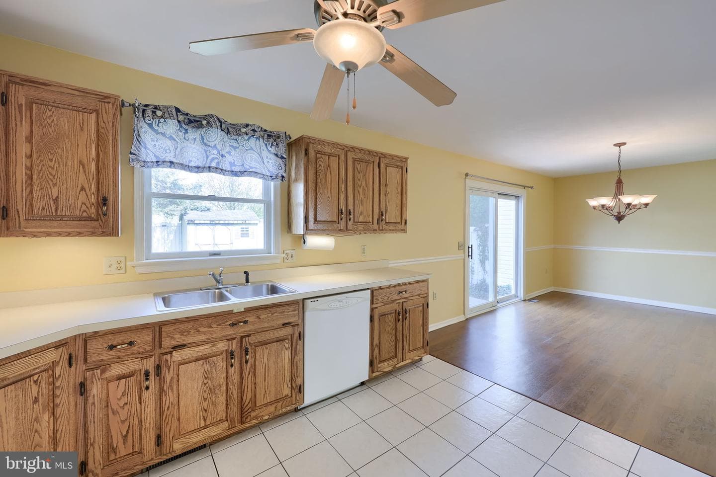 142 Palm Lane photo 17