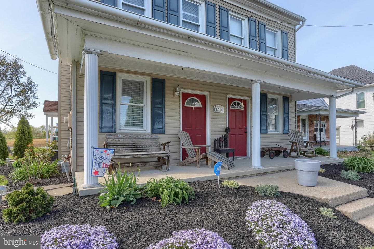221 W Main Street photo 4