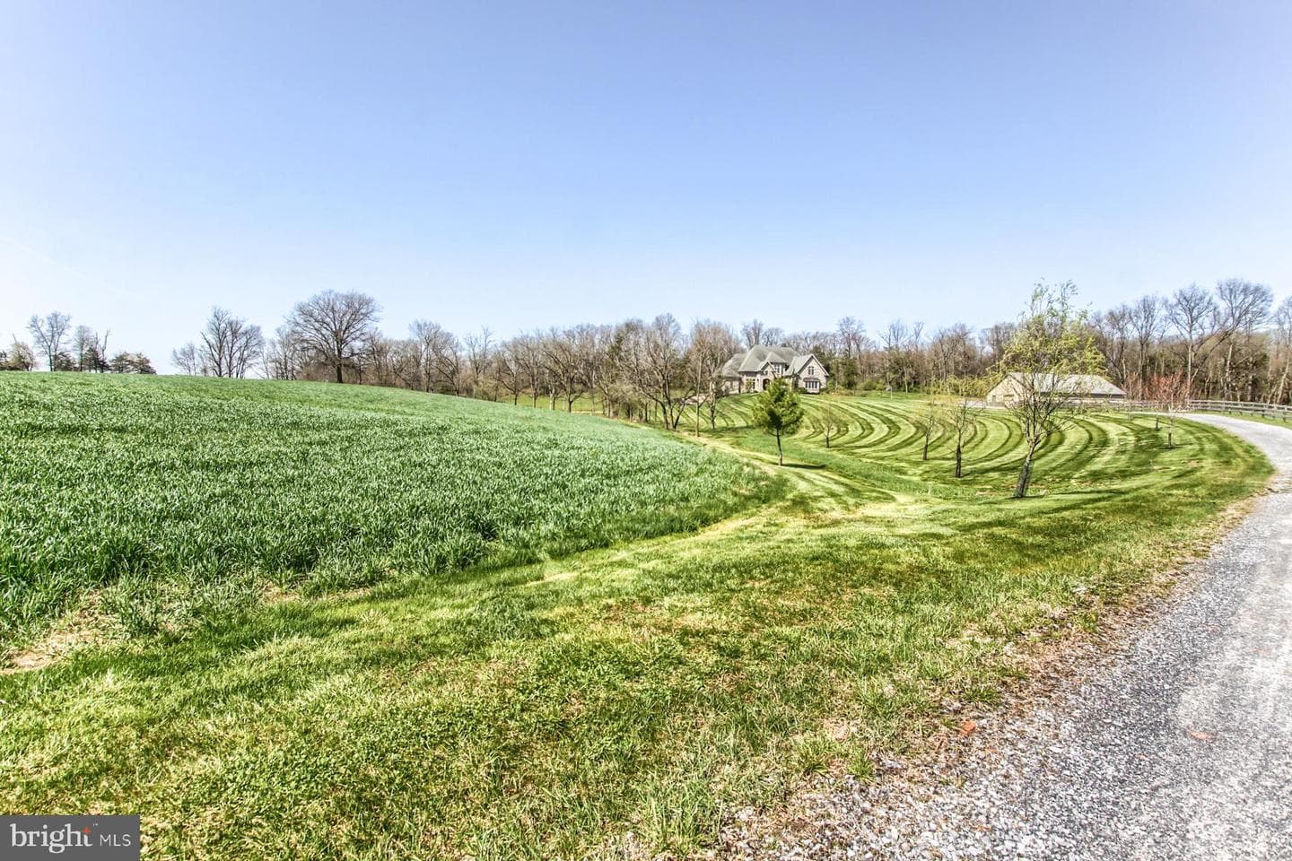 5683 Gingrich Road photo 67